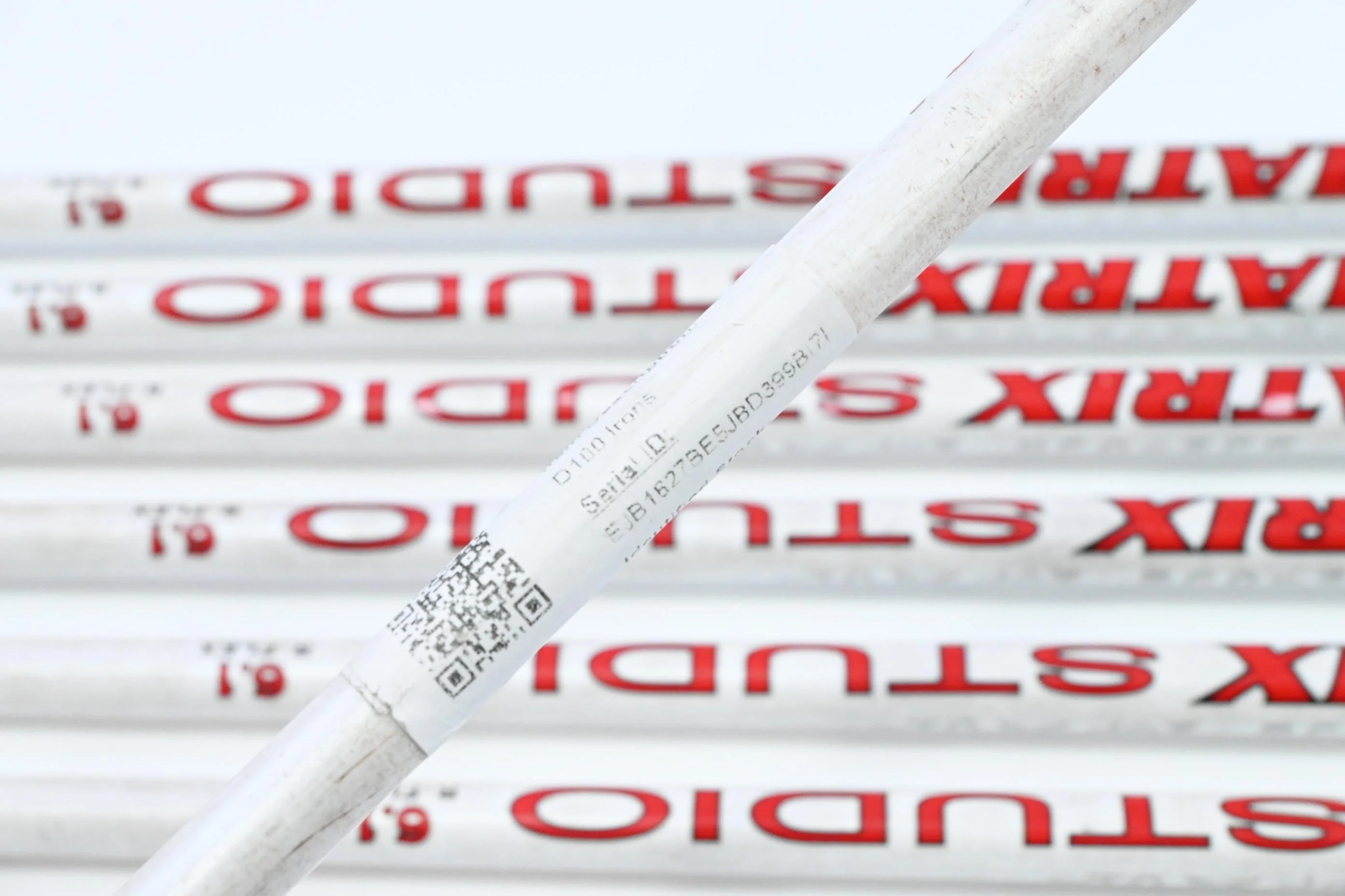 Wilson D100 Irons / 5-PW+SW / Regular Flex Matrix Studio 6.1 Shafts - Image 6