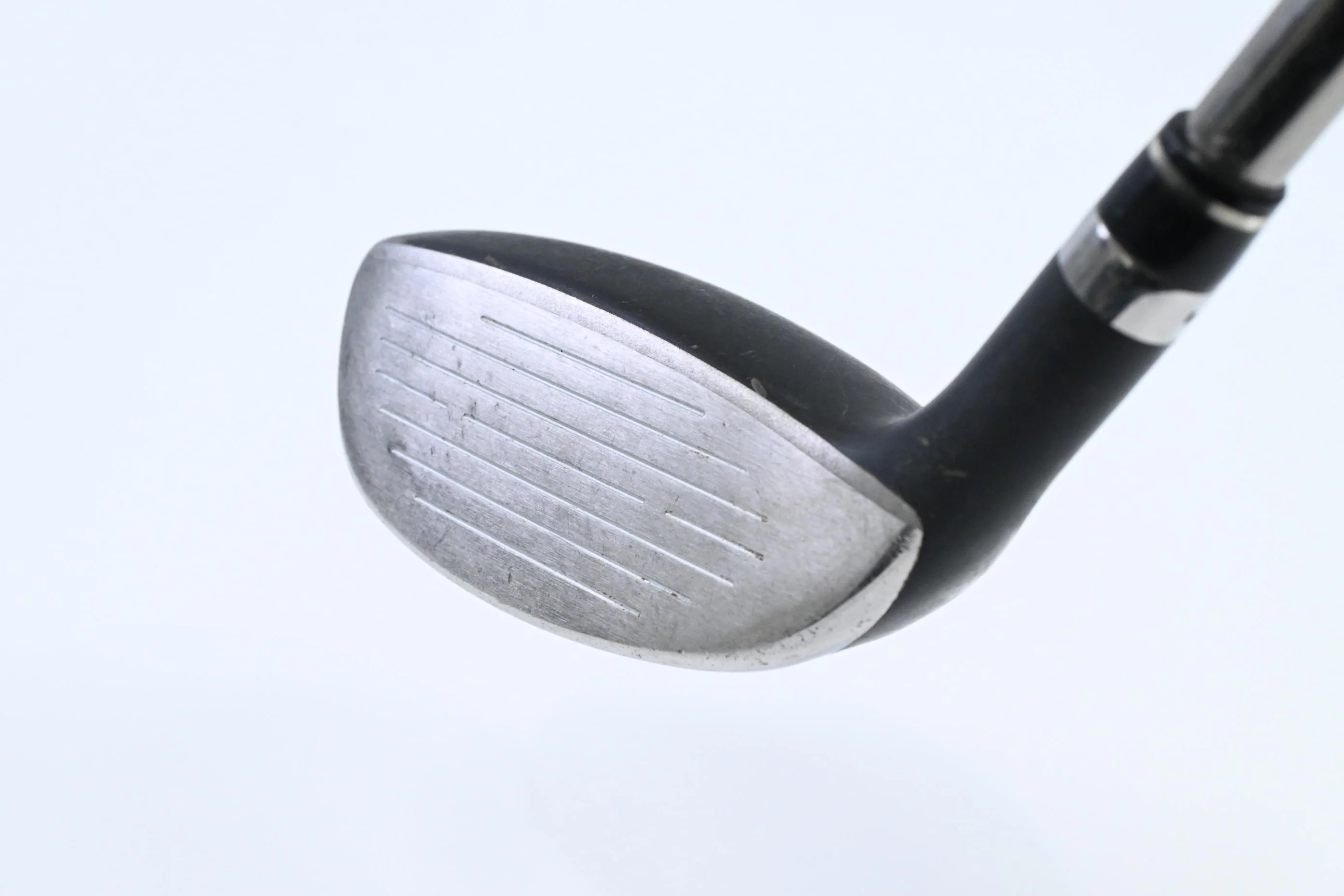 Wilson D200 #4 Hybrid / 22 Degree / Regular Flex UST Elements Chrome 54FR - Image 4