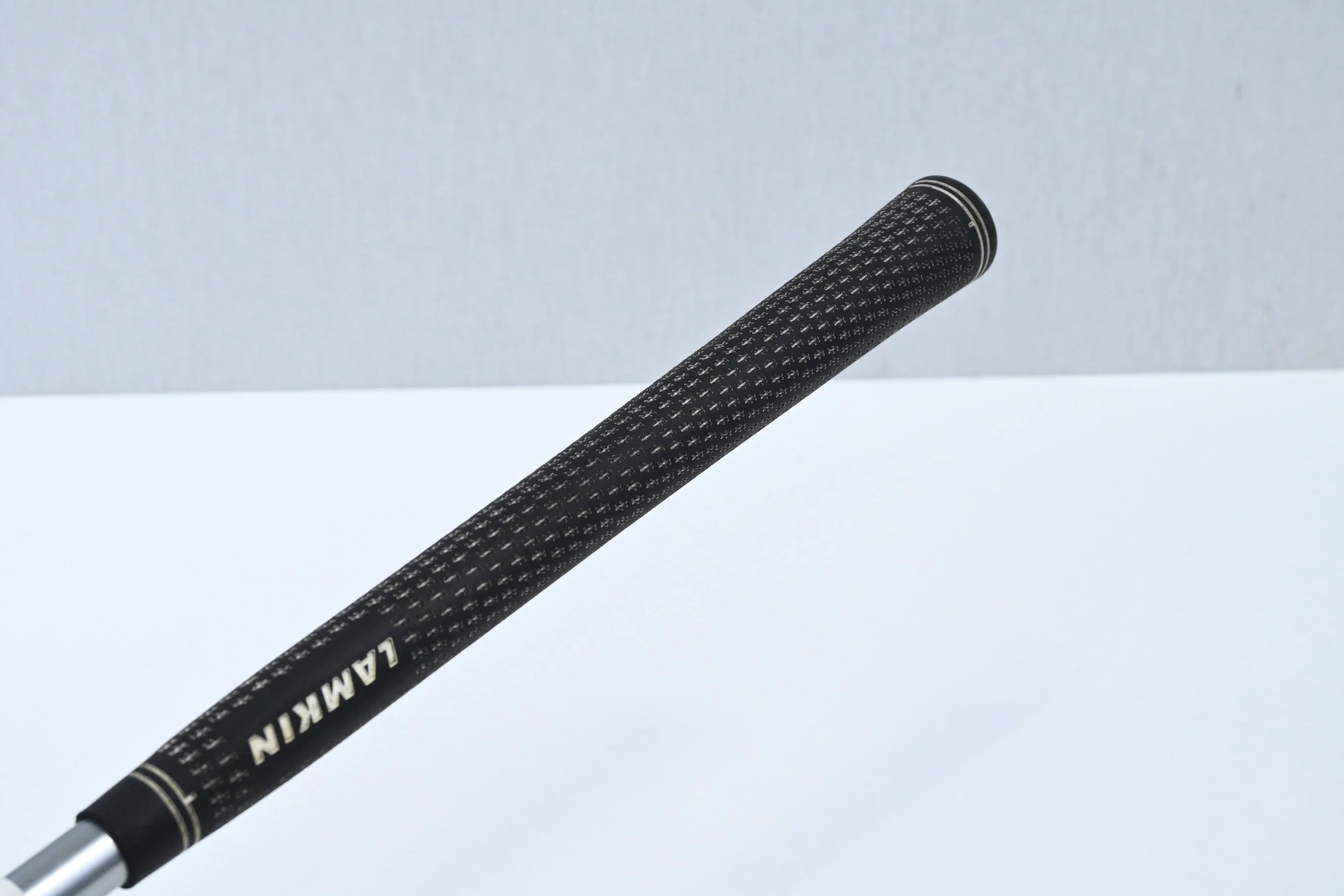 Wilson D300 #8 Iron / Senior Flex Aldila Rogue Pro 0.1.2 65 Shaft - Image 6