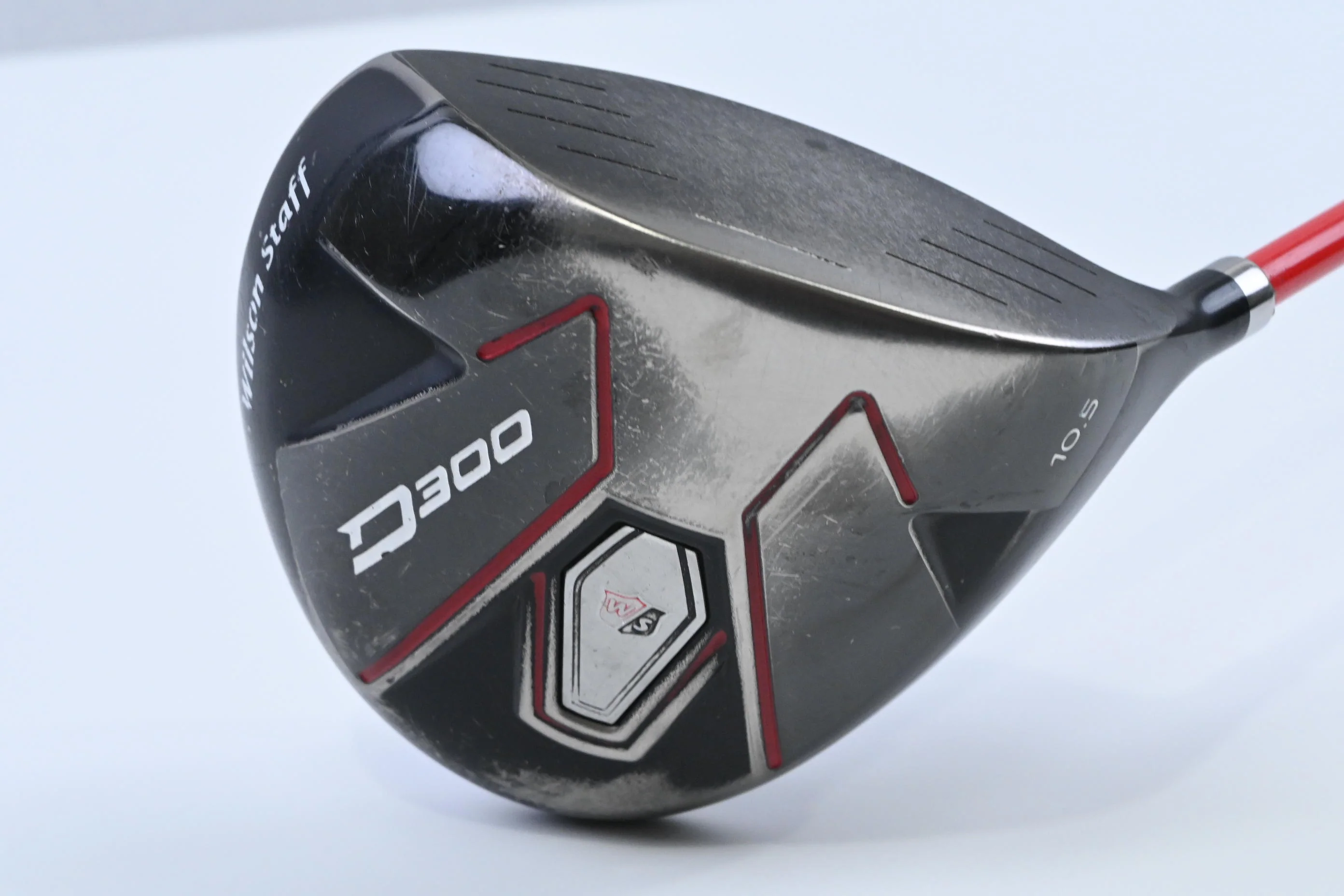 Wilson D300 SL Driver / 10.5 Degree / Regular Flex UST Superlight Shaft - Image 2