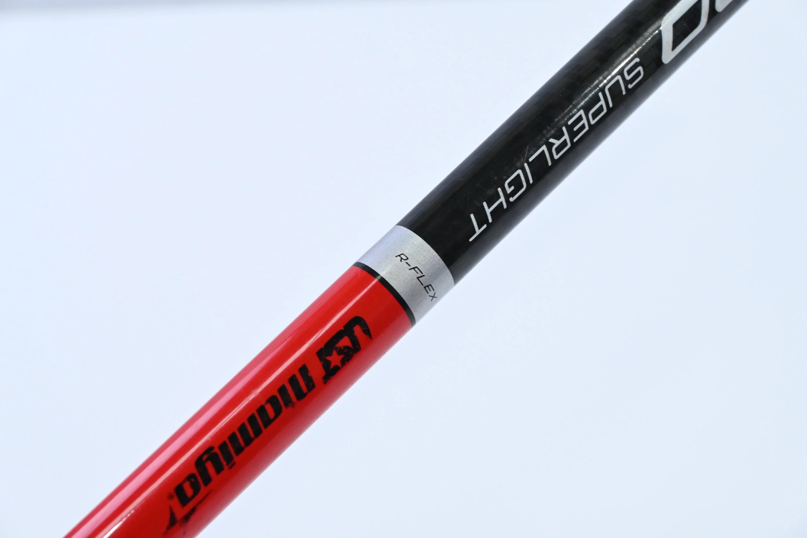 Wilson D300 SL Driver / 10.5 Degree / Regular Flex UST Superlight Shaft - Image 6