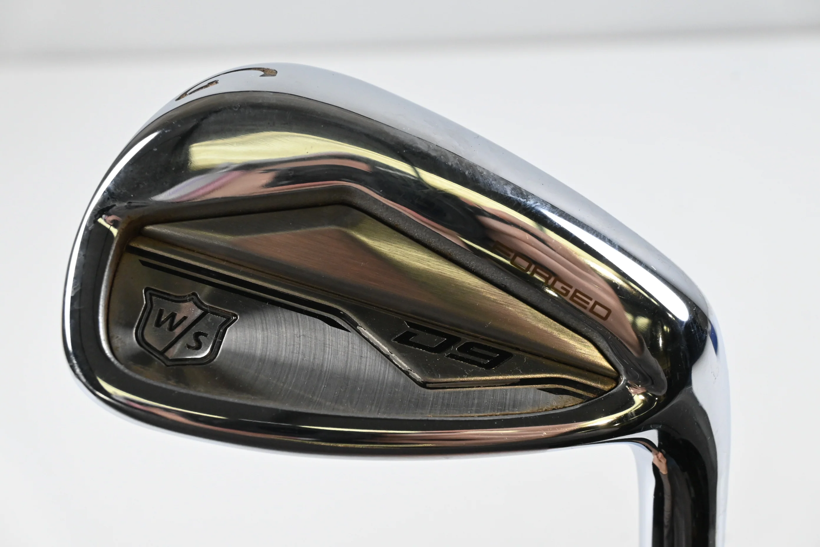 Wilson D9 Forged Gap Wedge / 49 Degree / Regular Flex Dynamic Gold 95 R300