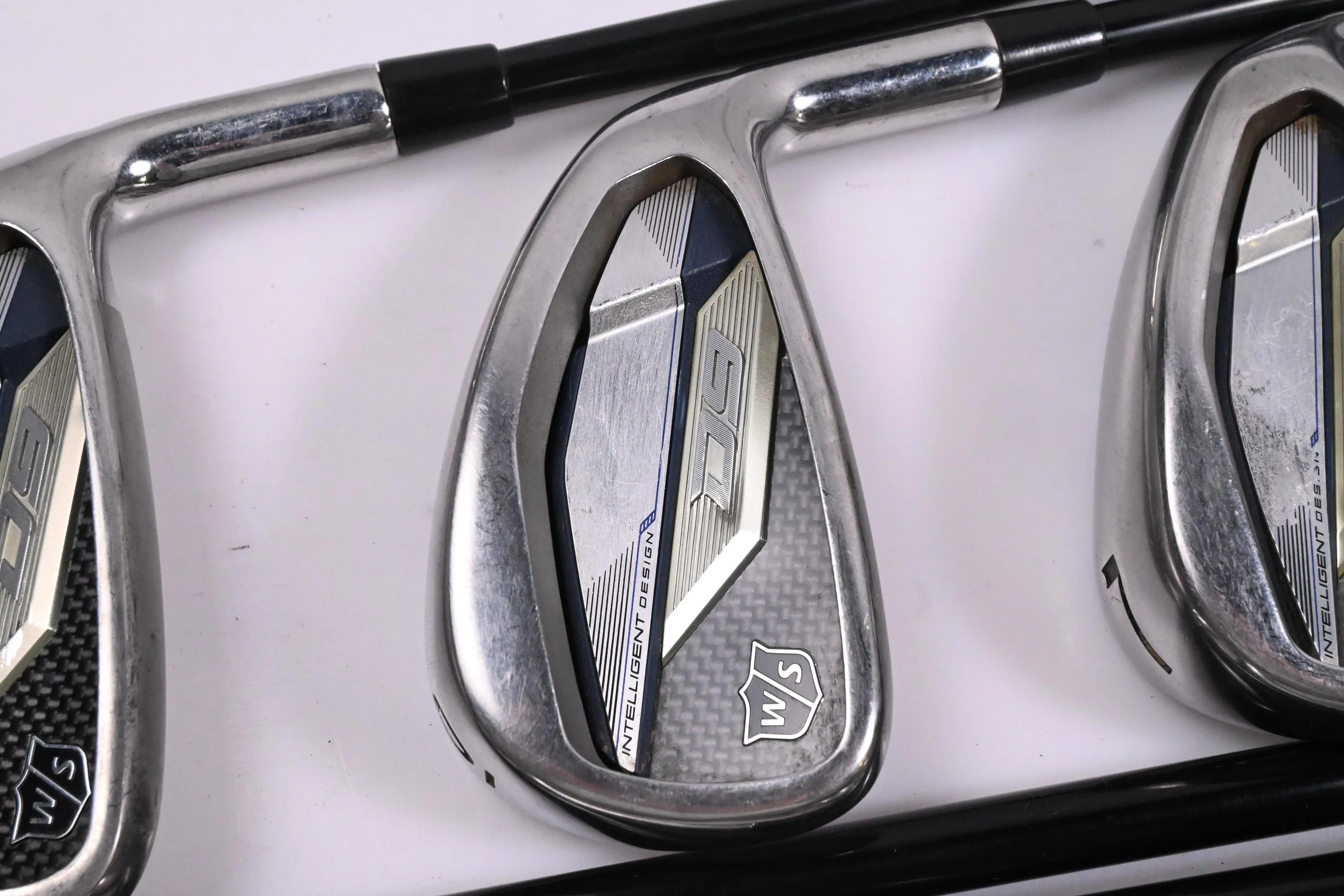 Wilson D9 Irons / 5-PW+GW / Regular Flex Tensei AV Silver 60 Shafts