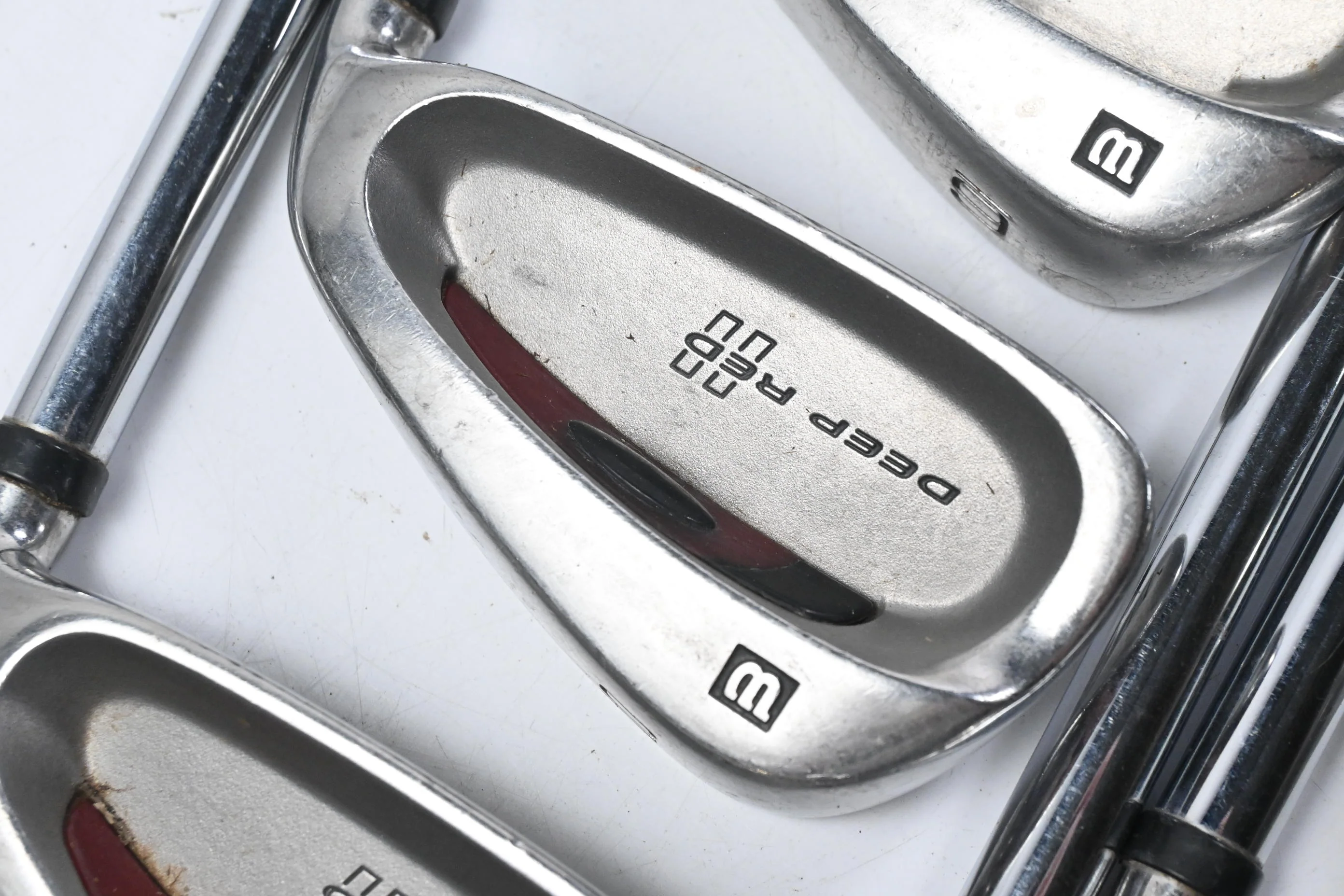 Wilson Deep Red Irons / 4-PW / Regular Flex Wilson Step Control 450 Shafts
