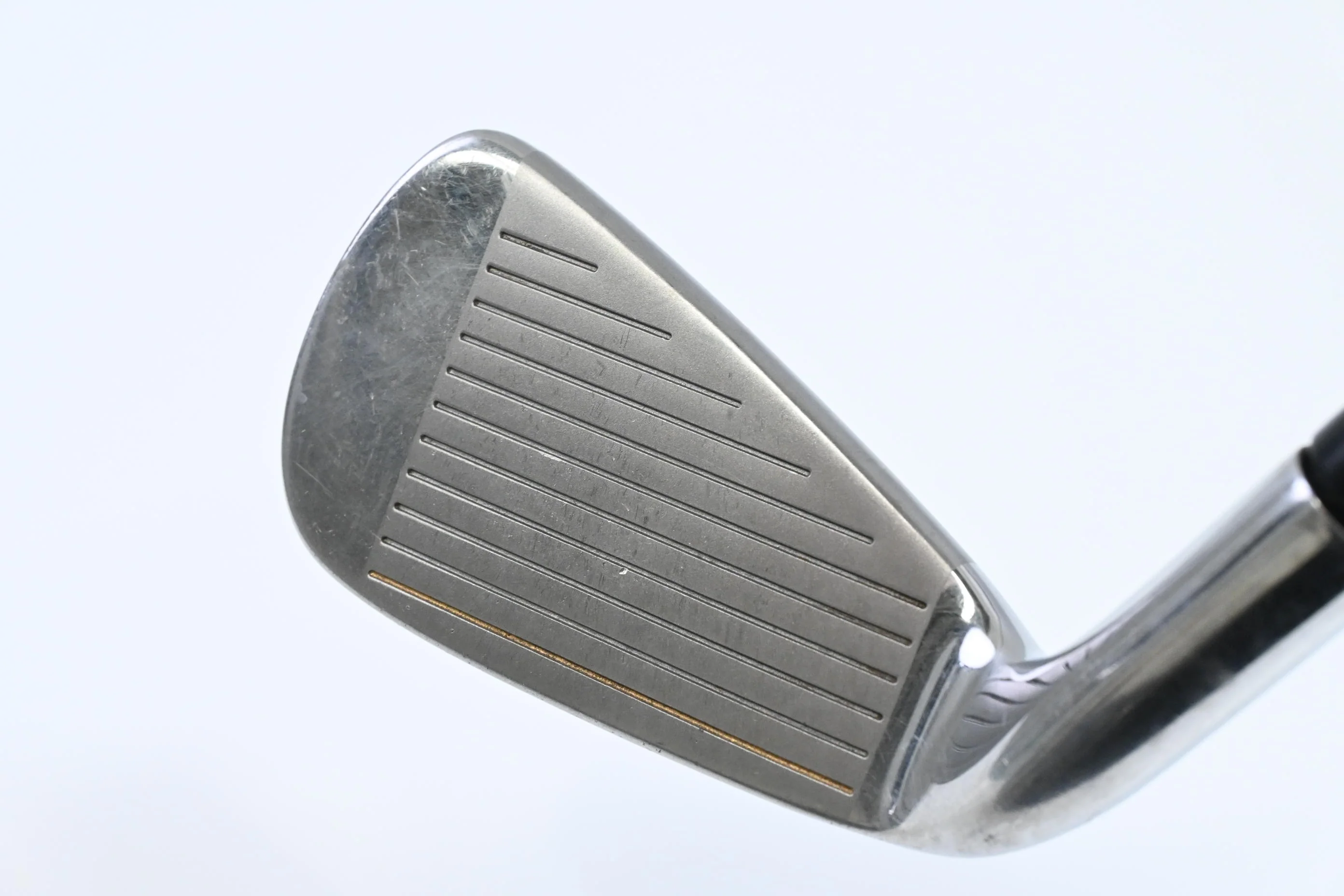 Wilson Di9 #4 Iron / 21.5 Degree / Stiff Flex UST ProForce V2 68 Shaft - Image 2