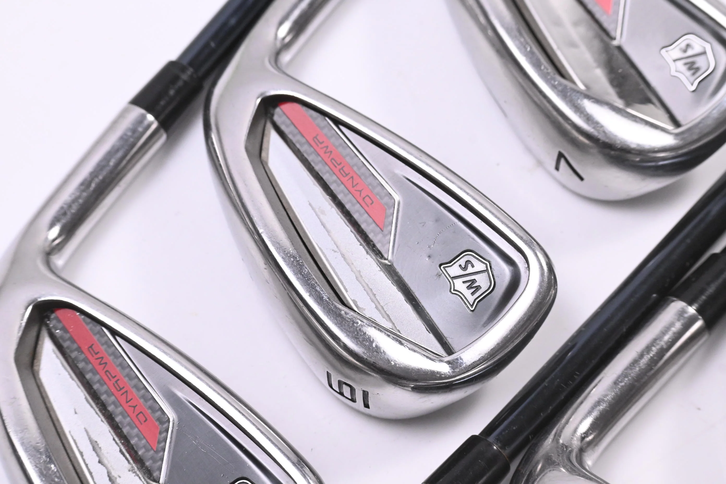 Ladies Wilson Dynapower 2023 Irons / 5-PW+SW / Ladies Flex UST Recoil DART 65