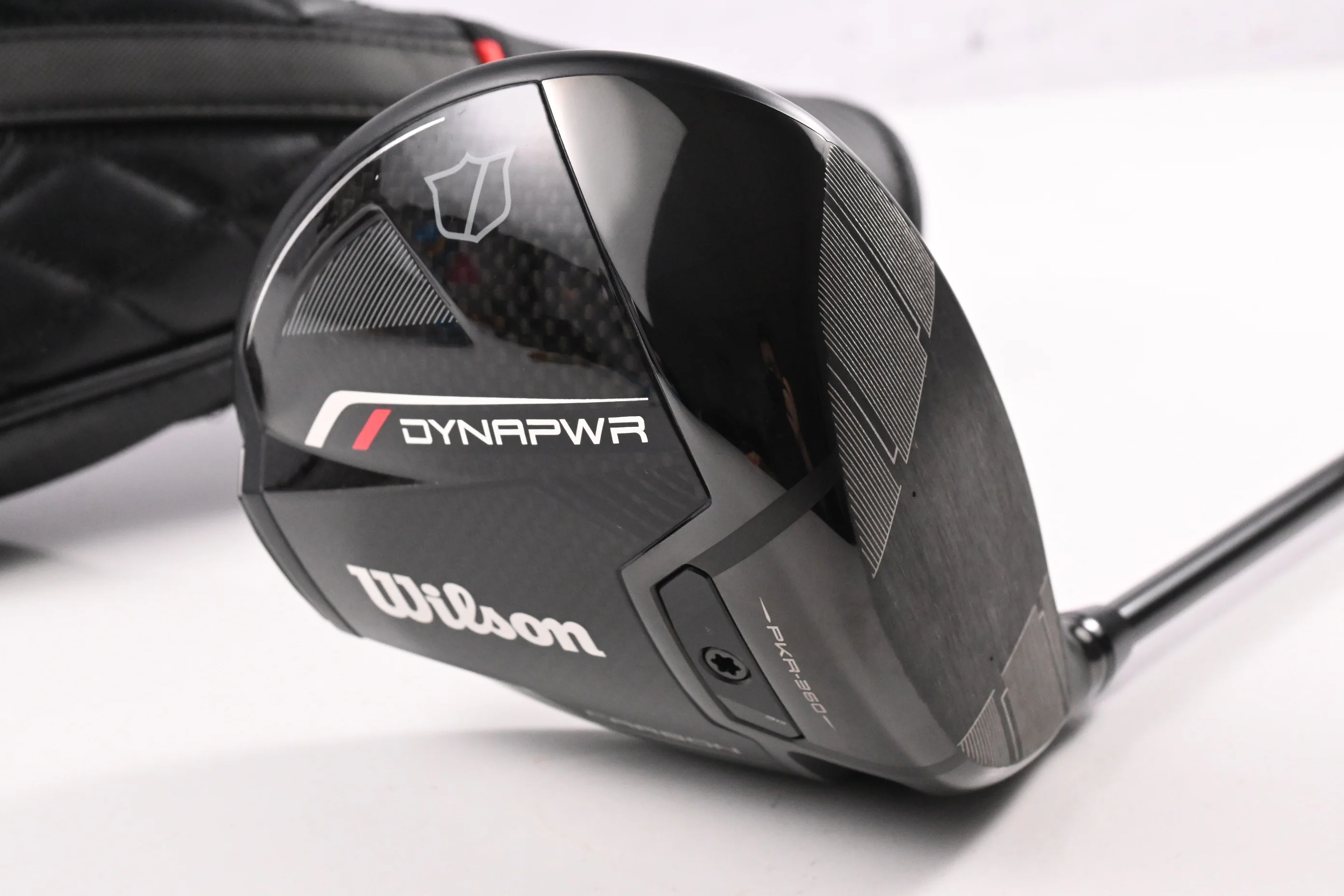 Wilson DYNAPWR 2025 Carbon Driver / 9 Degree / Stiff Flex Denali Black 60 Shaft