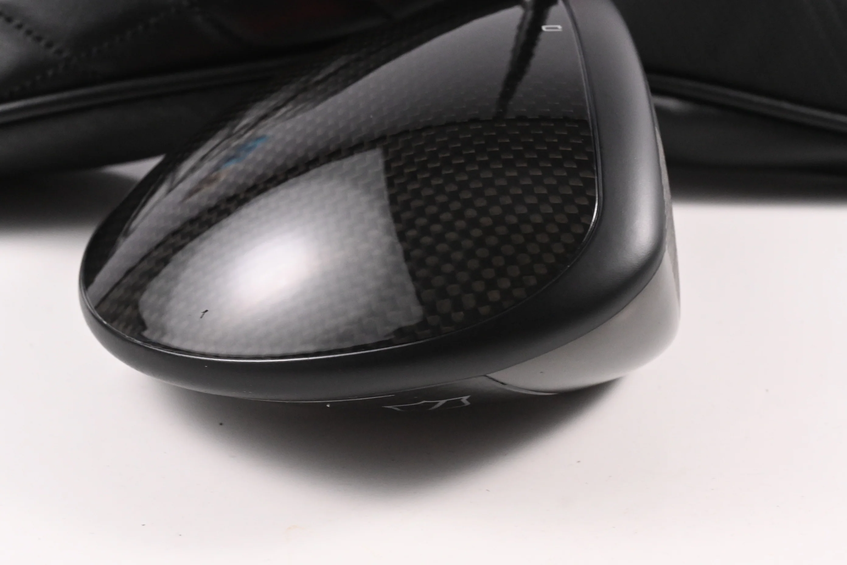 Wilson DYNAPWR 2025 Carbon Driver / 9 Degree / Stiff Flex Denali Black 60 Shaft - Image 3