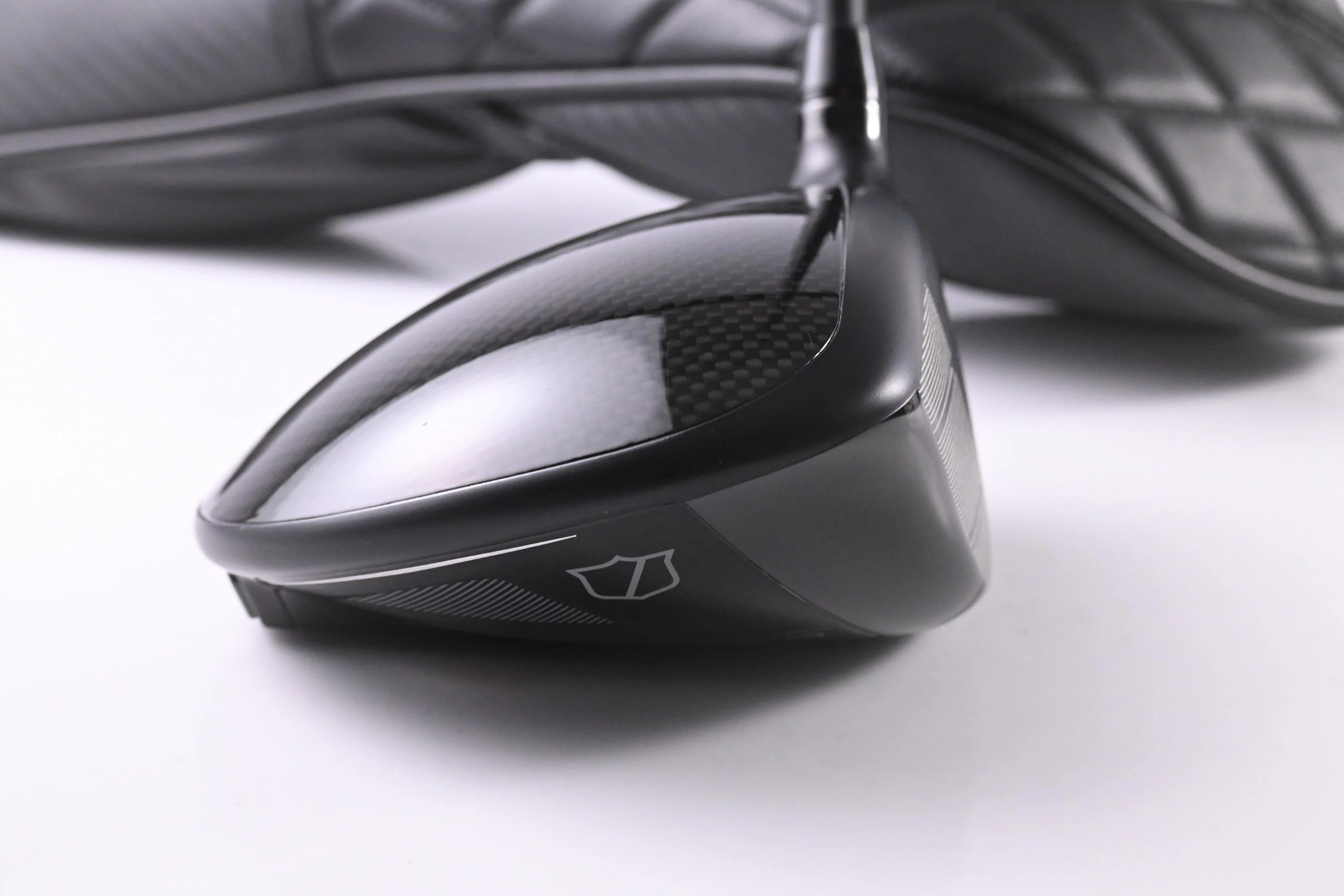 Wilson DYNAPWR Carbon 2025 Driver / 10.5 Degree / Stiff Flex HZRDUS Black 60 - Image 3