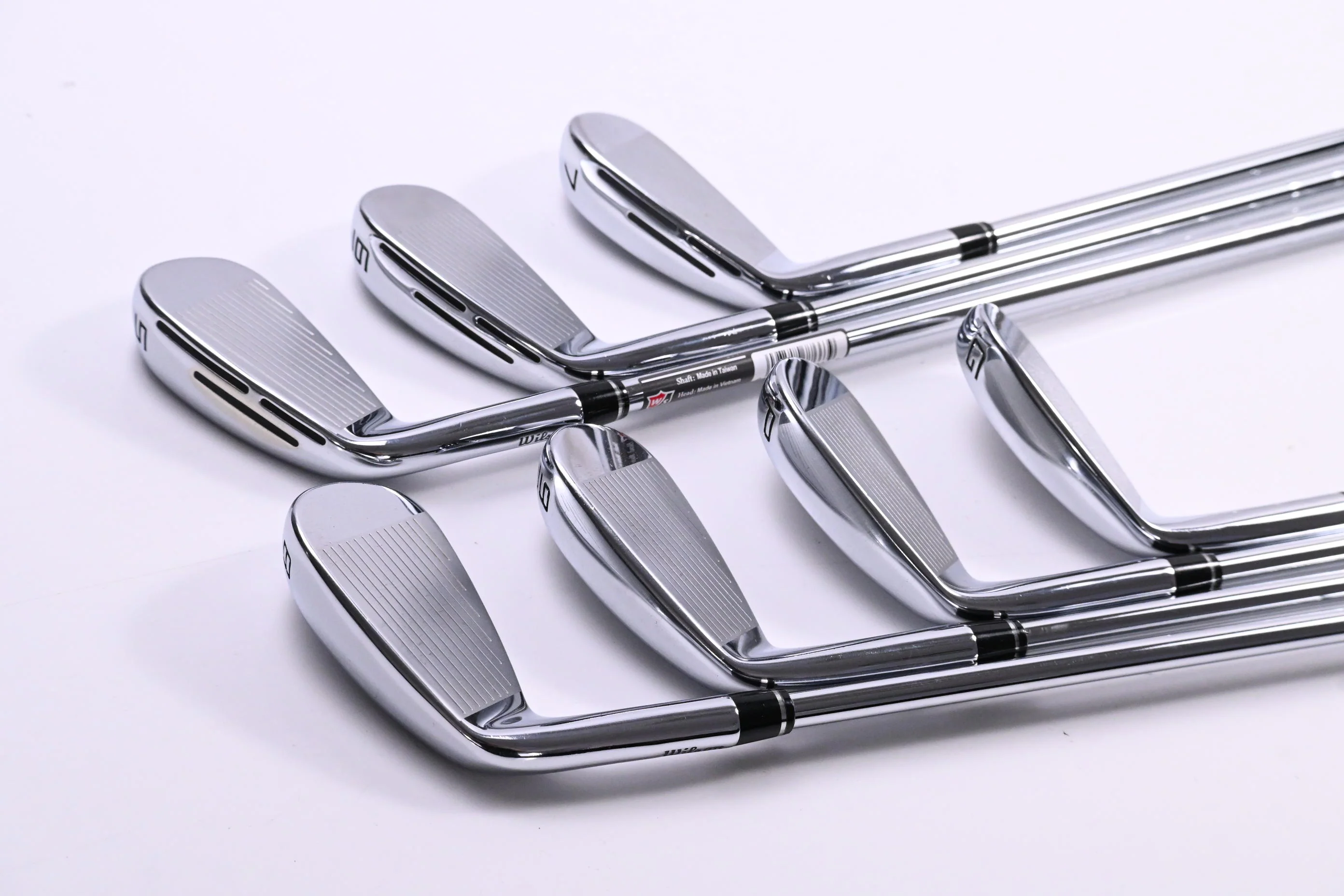 Wilson DYNAPWR 2025 Forged Irons / 5-PW+GW / Regular Flex KBS Tour Lite Shafts - Image 4