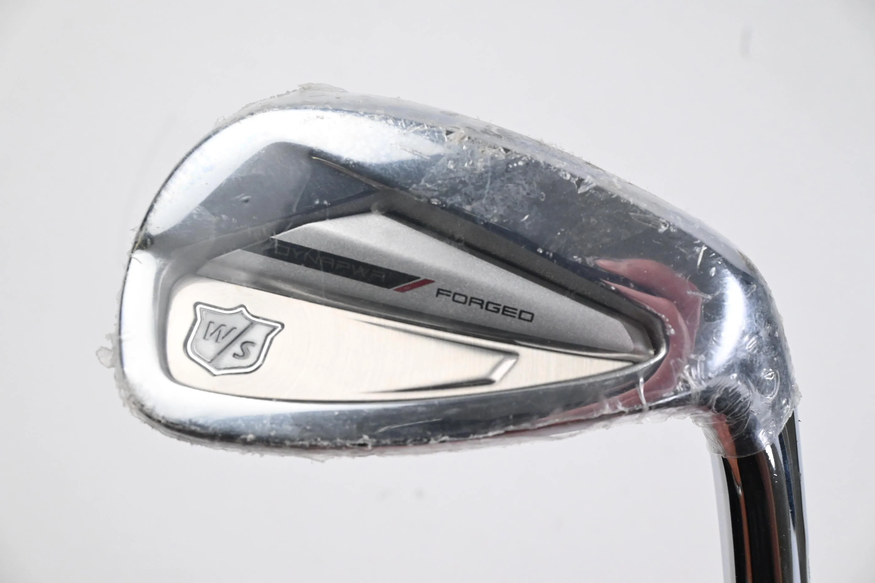 Wilson DYNAPWR 2025 Pitching Wedge / 42.5 Degree / Regular Flex KBS Tour Lite