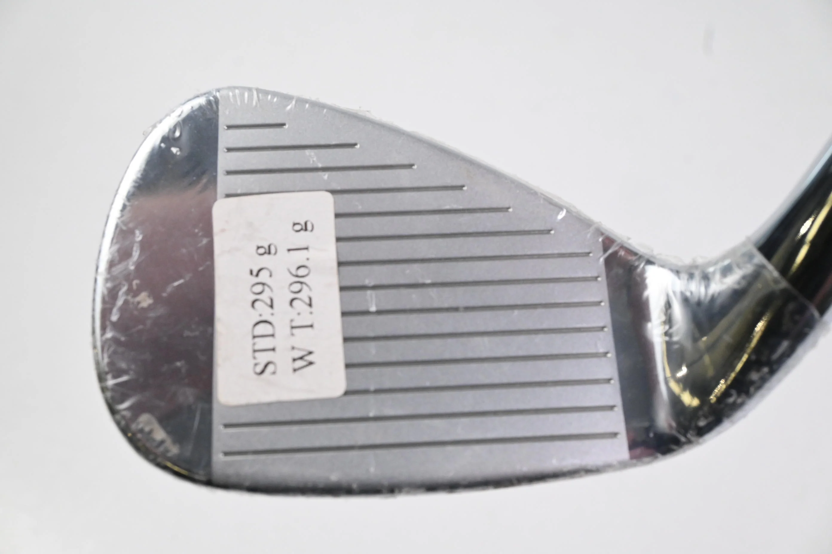 Wilson DYNAPWR 2025 Pitching Wedge / 42.5 Degree / Regular Flex KBS Tour Lite - Image 2