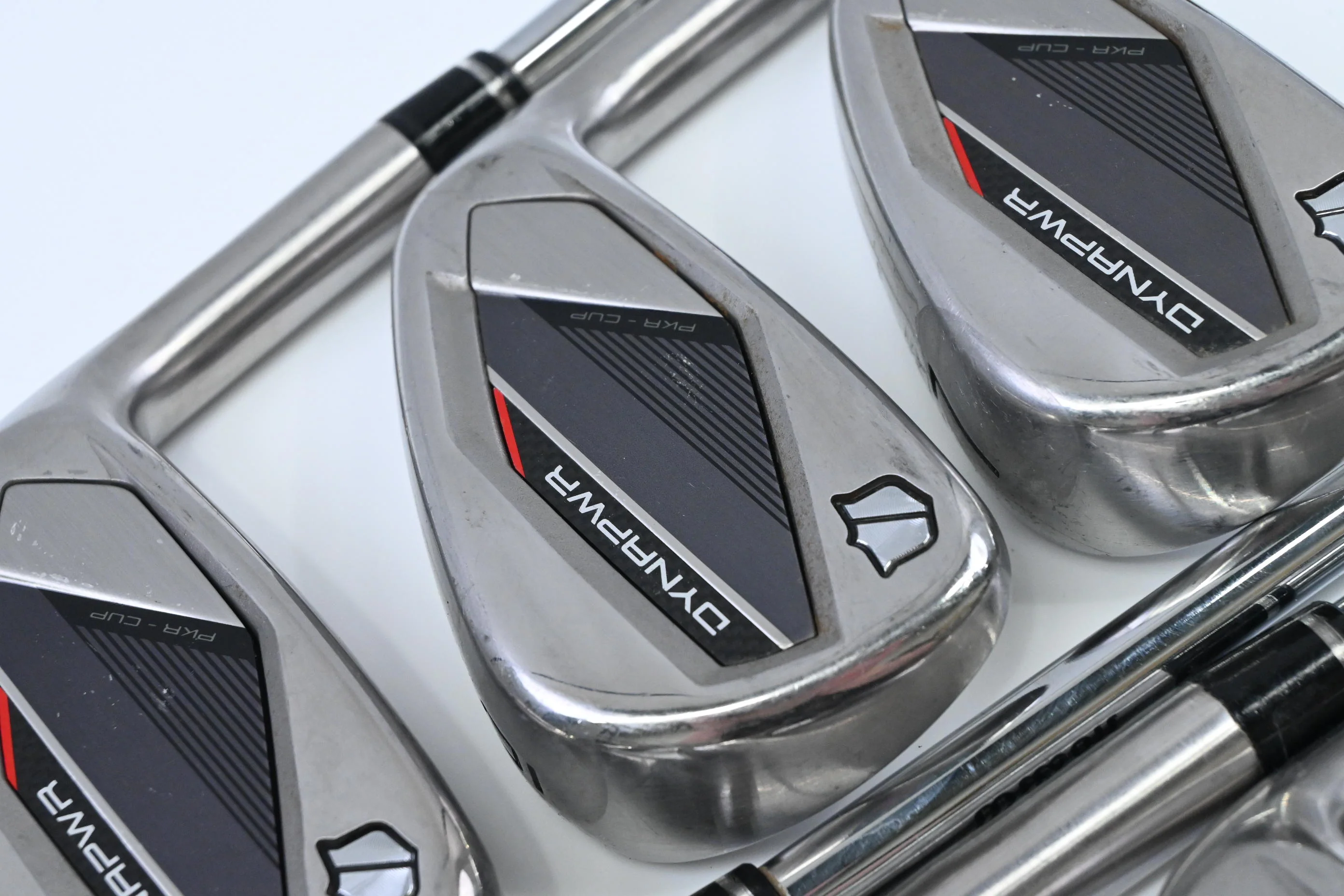 Wilson DYNAPWR Irons / 5-PW+GW / Regular Flex KBS Max Ultralite Shafts