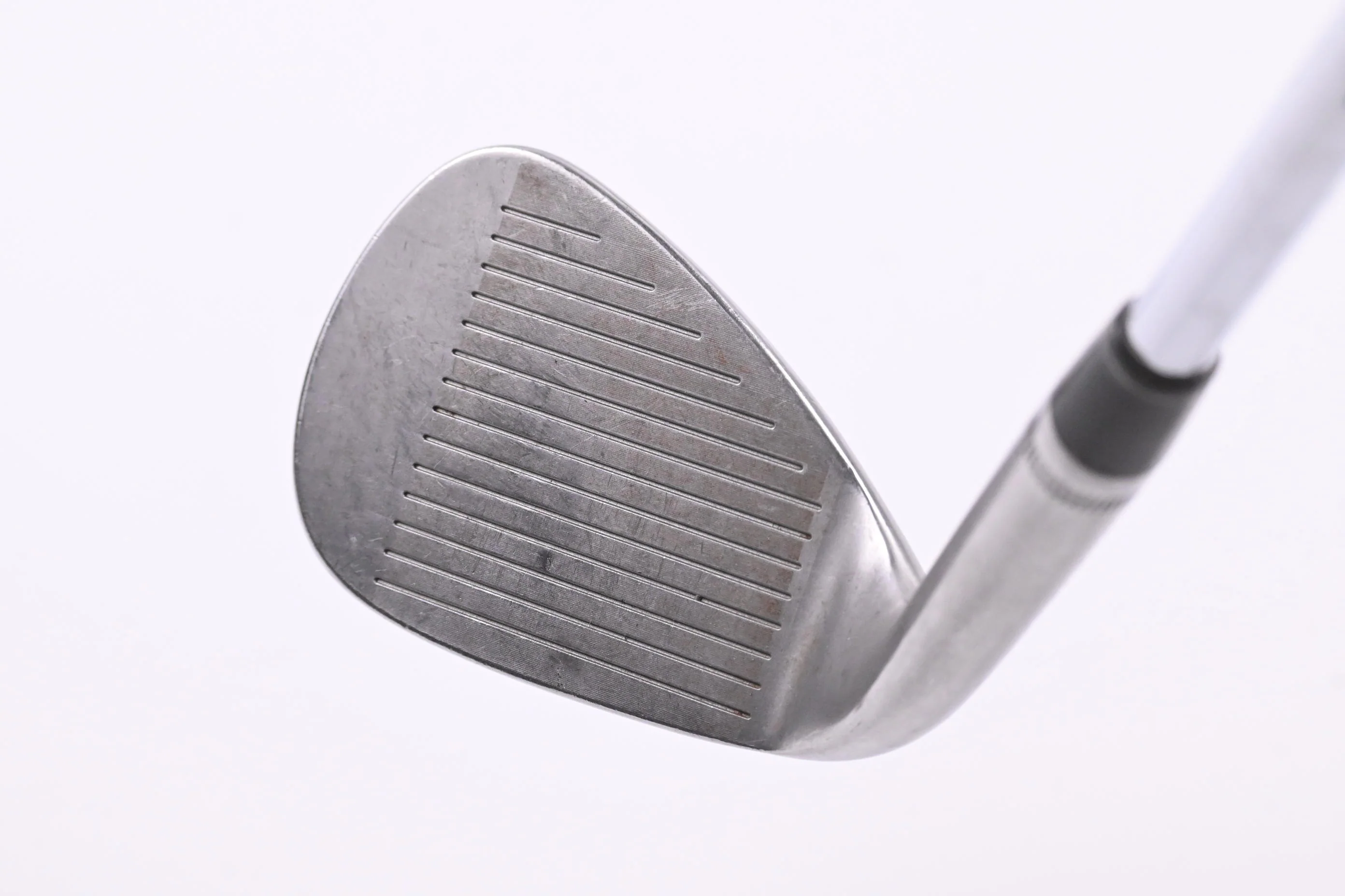 Wilson FG Tour Traction Control Gap Wedge / 52 Degree / Stiff Flex NS Pro 950GH - Image 2