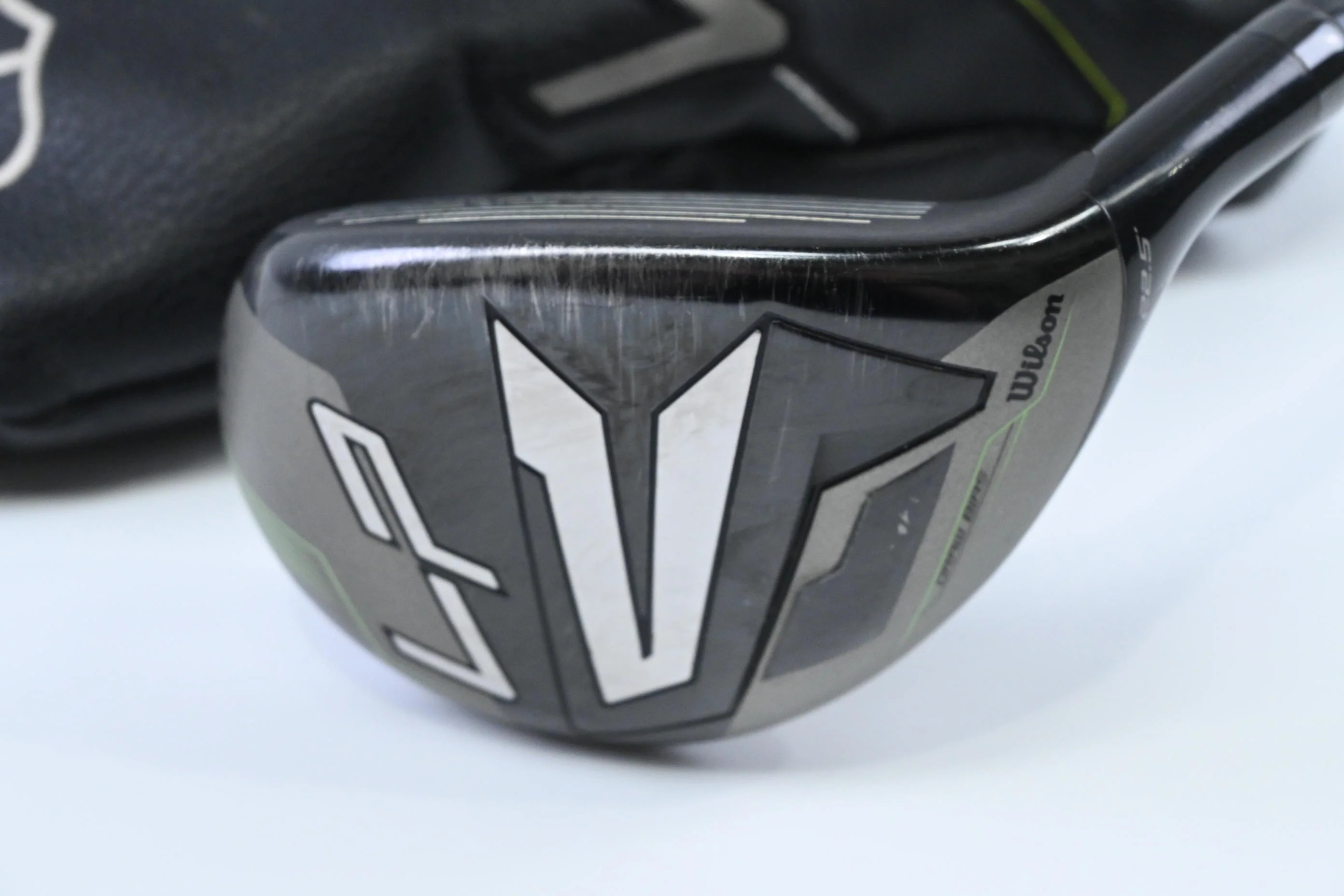 Wilson Launch Pad 2022 #4 Hybrid / 22.5 Degree / Regular Flex Evenflow 65 Shaft - Image 2