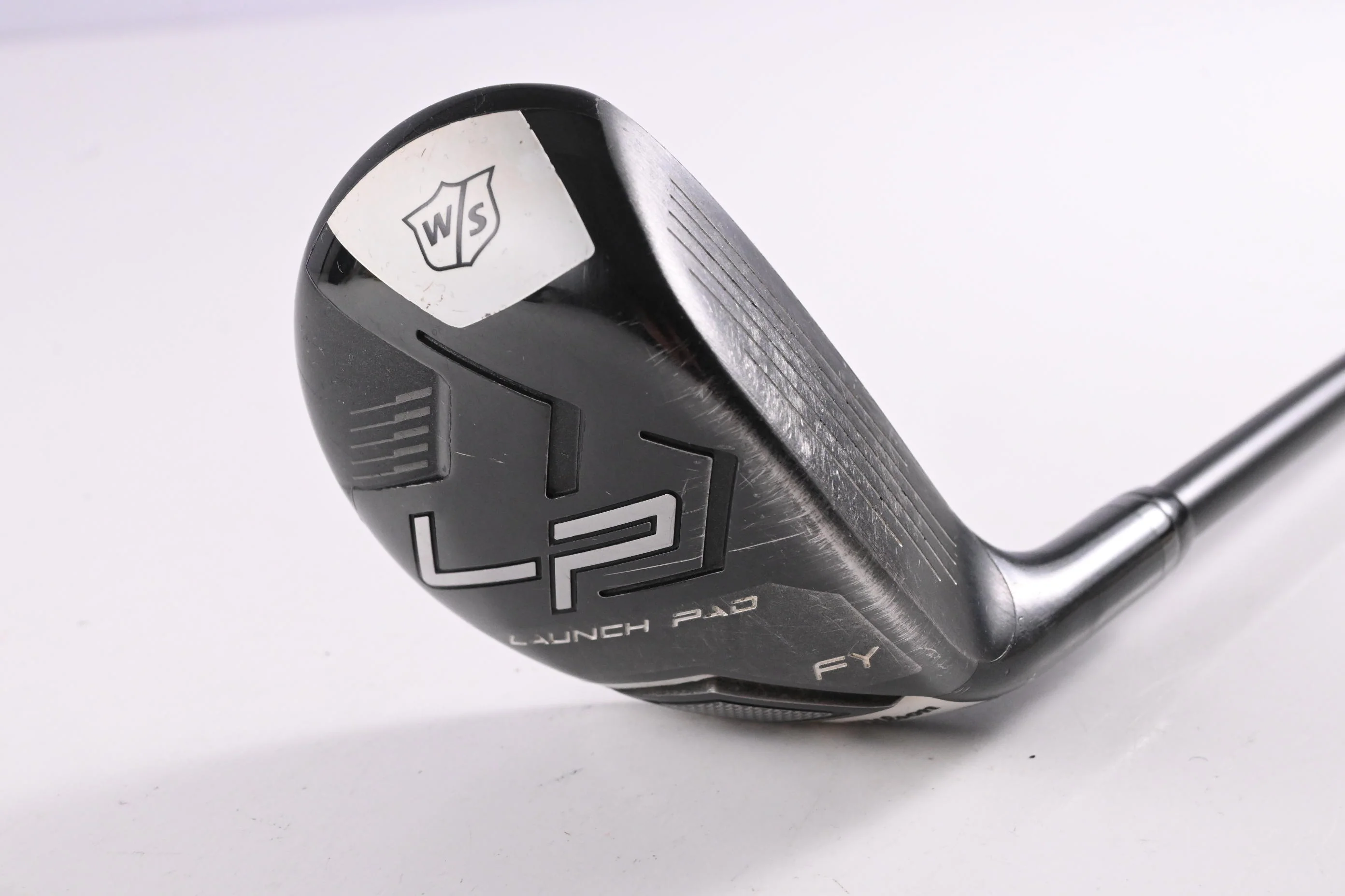 Wilson Launch Pad #3 Hybrid / 19.5 Degree / Senior Flex UST Mamiya Helium Black