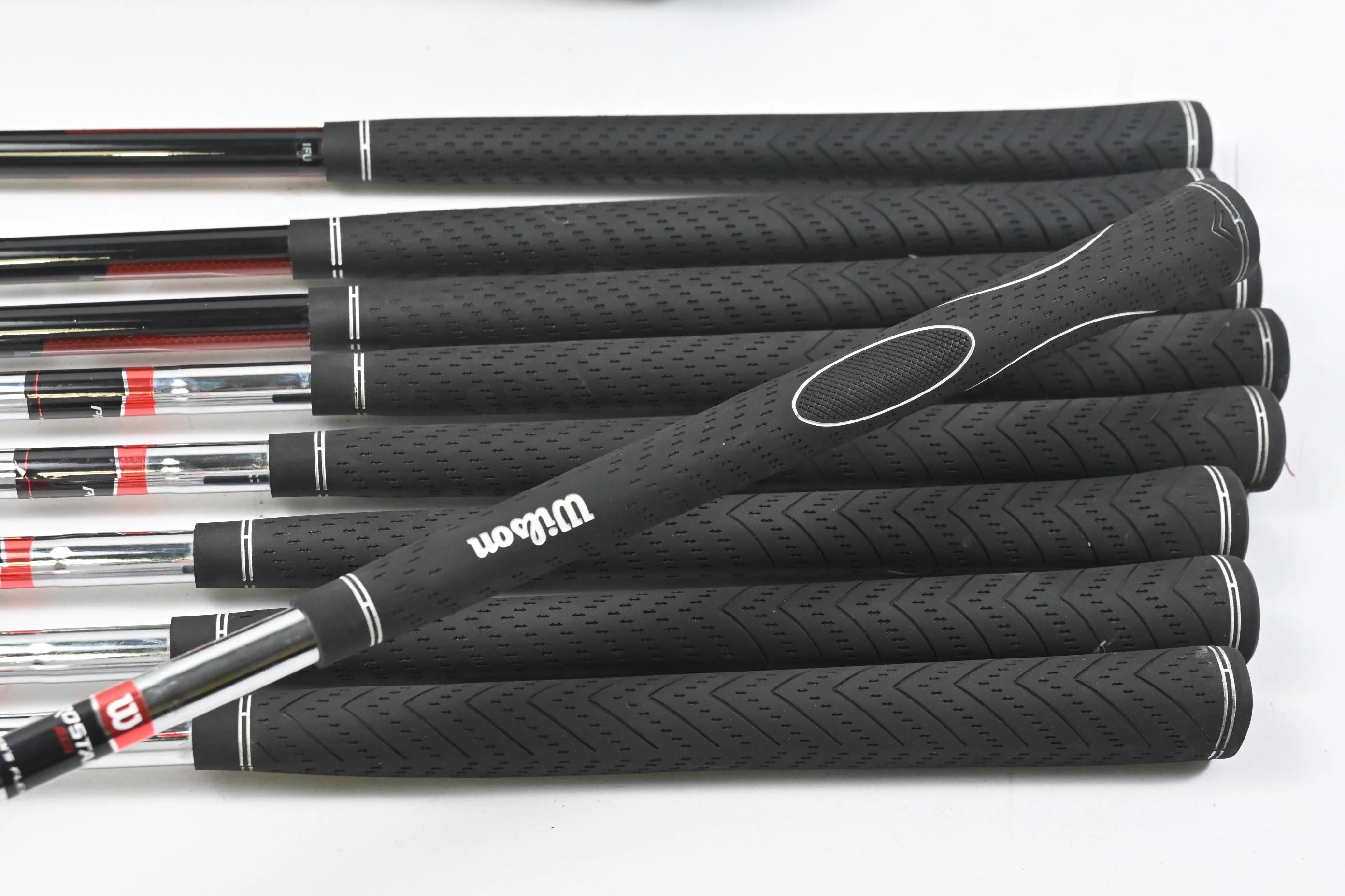 Wilson Prostaff SAGi Package Set / Woods, Irons, Putter, Bag - Image 8