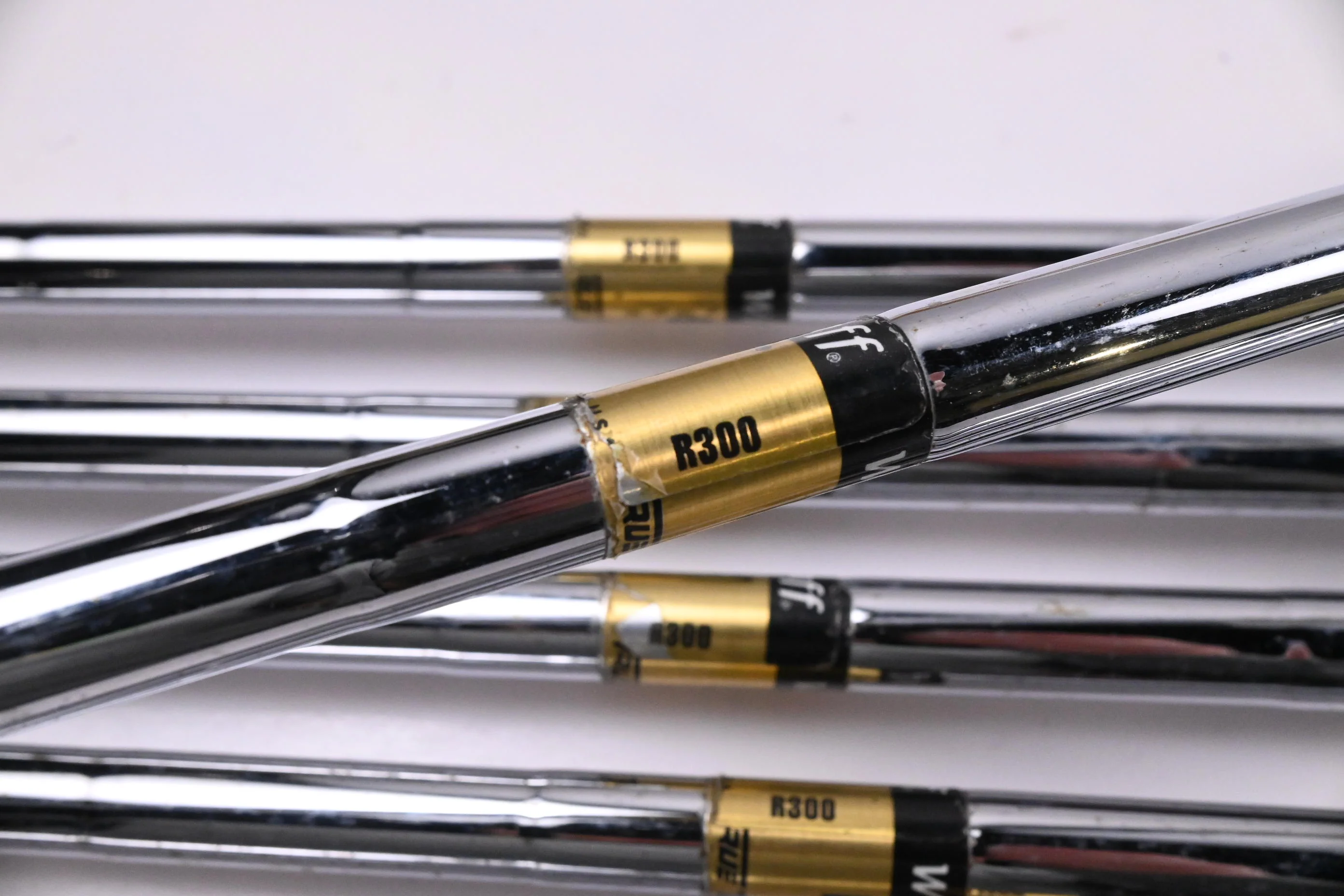 Wilson Pi5 Irons / 3-PW / Regular Flex Dynamic Gold R300 Shafts - Image 5