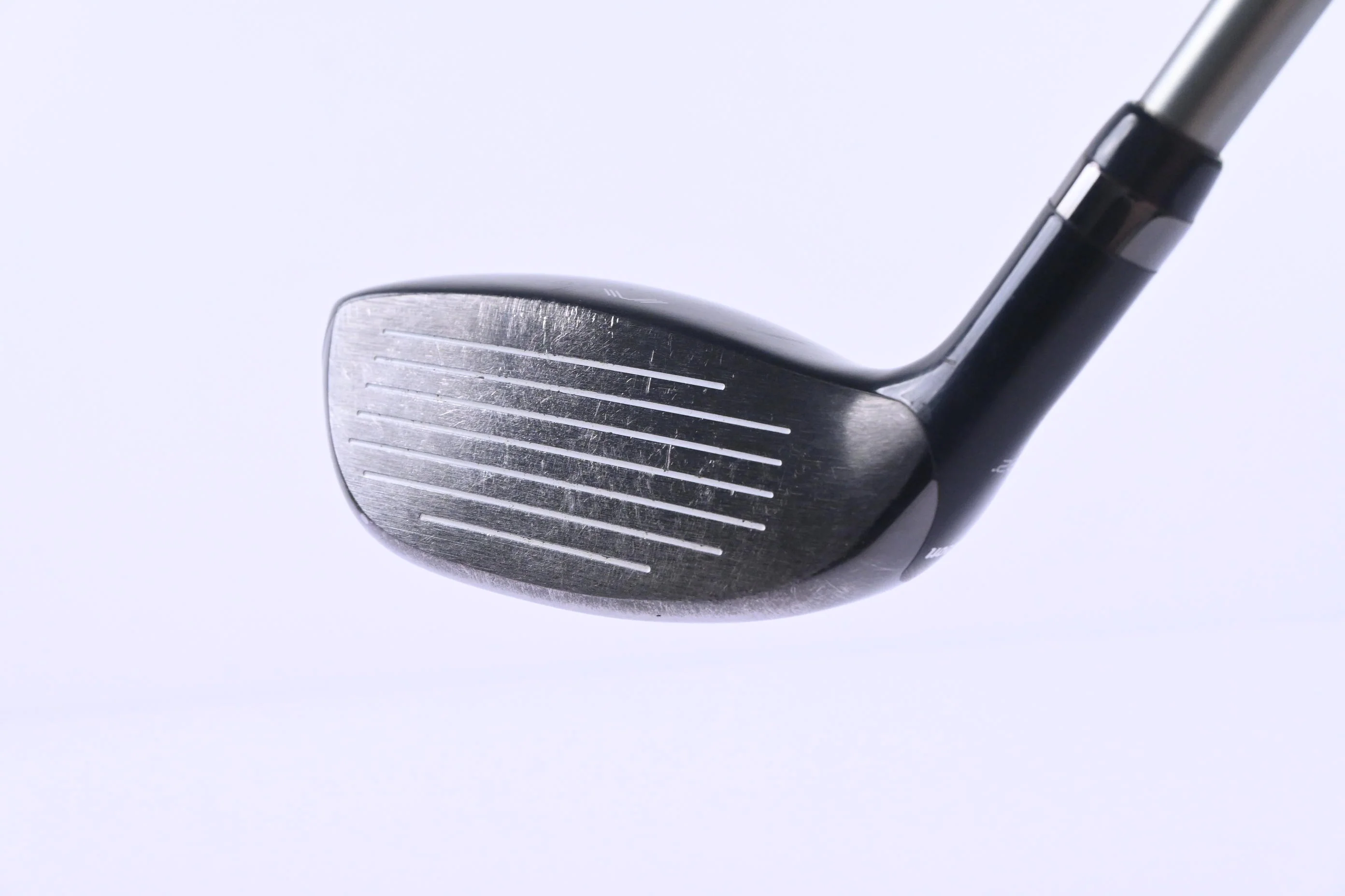 Wilson Staff D7 #4 Hybrid / 22 Degree / Regular Flex UST Mamiya Recoil 460 Shaft - Image 4