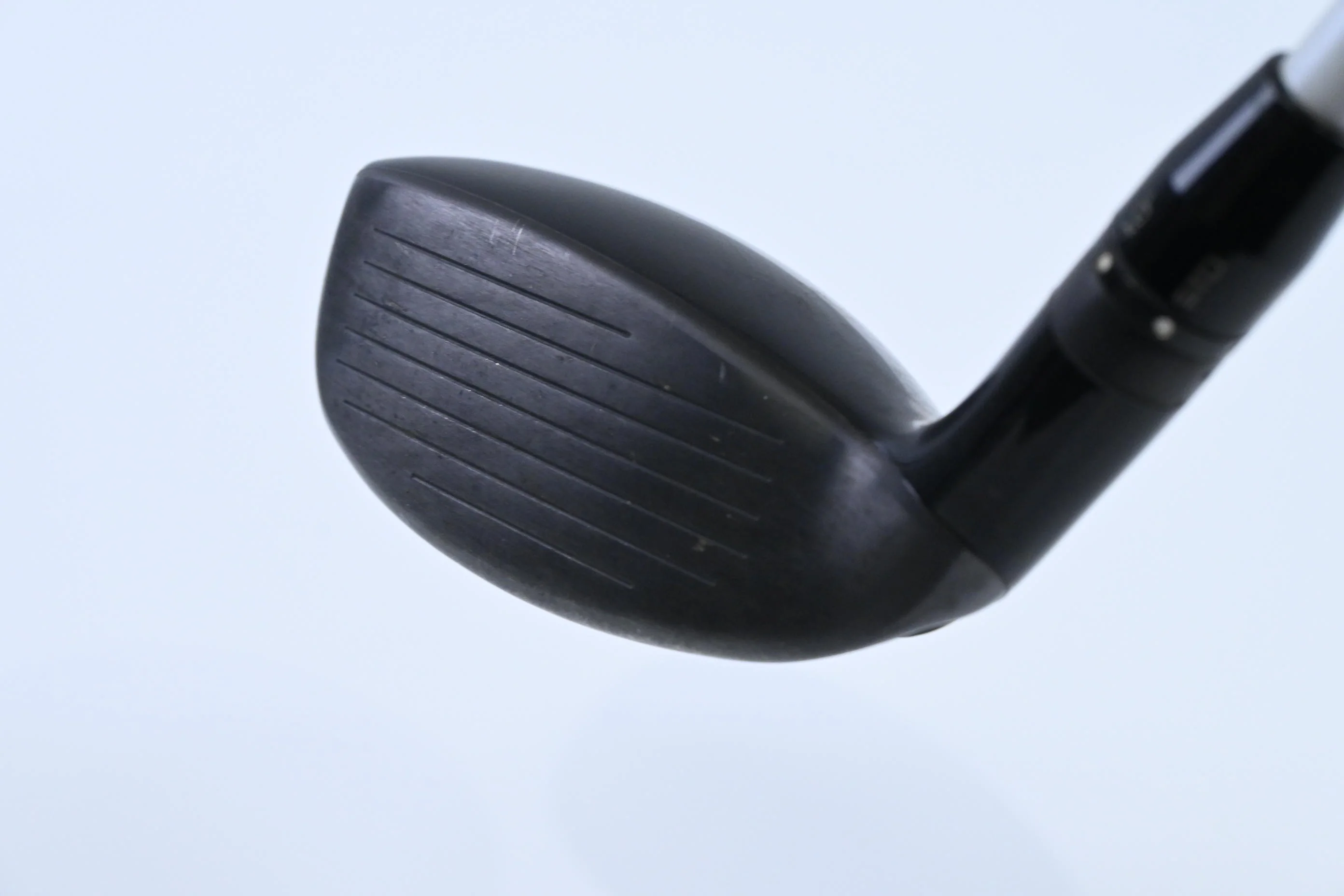 Wilson Staff FG Tour F5 #2 Hybrid / 17 Degree / Regular Flex Fubuki Z 80 Shaft - Image 4