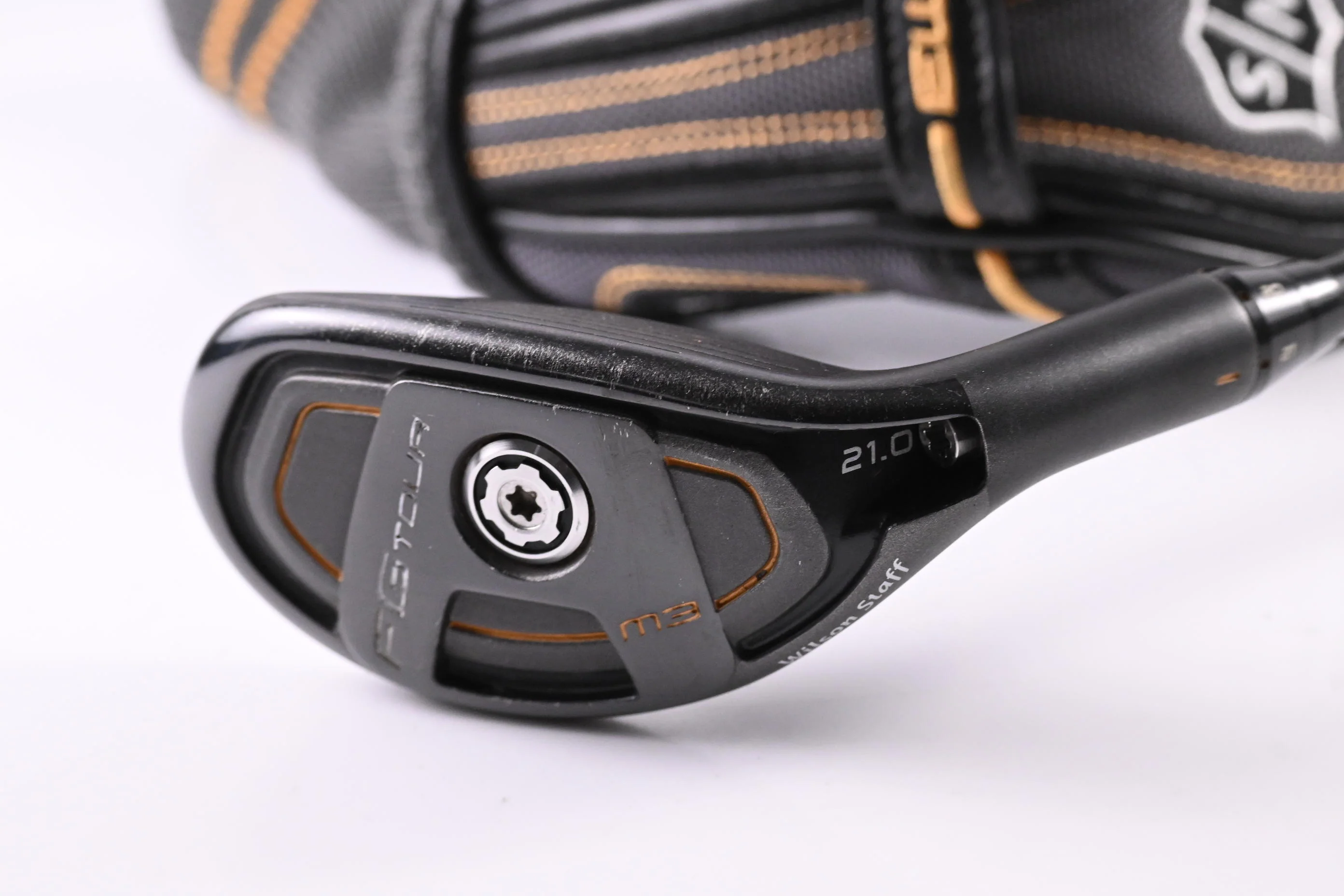 Wilson Staff FG Tour M3 #4 Hybrid / 21 Degree / Regular Flex Aldila RIP Phenom - Image 2
