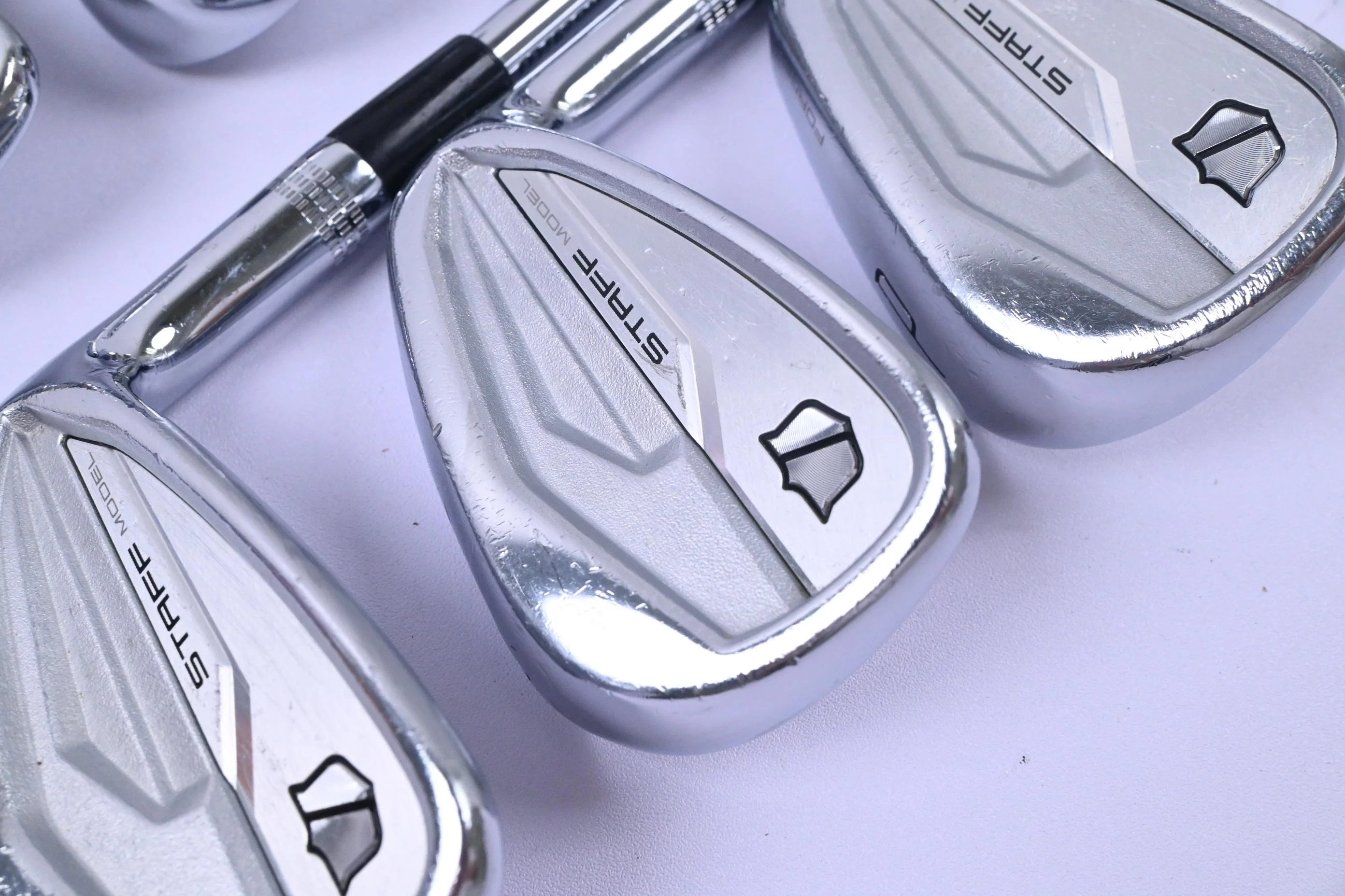 Wilson Staff Model 2024 CB Irons / 5-PW / Regular Flex Dynamic Gold 115 Shafts