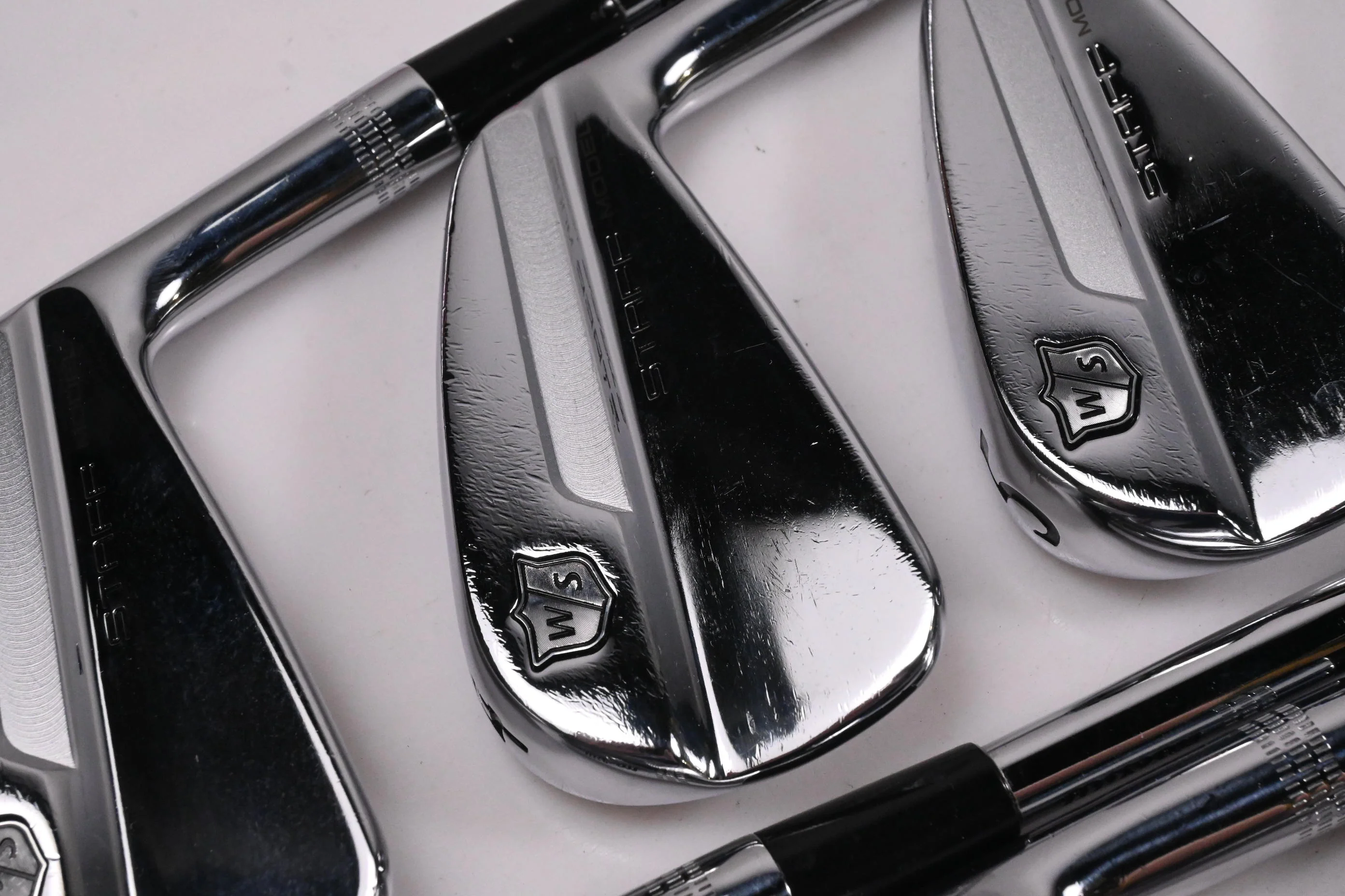 Wilson Staff Model Blade 2019 Irons / 3-PW / Stiff Flex Dynamic Gold S300 Shafts