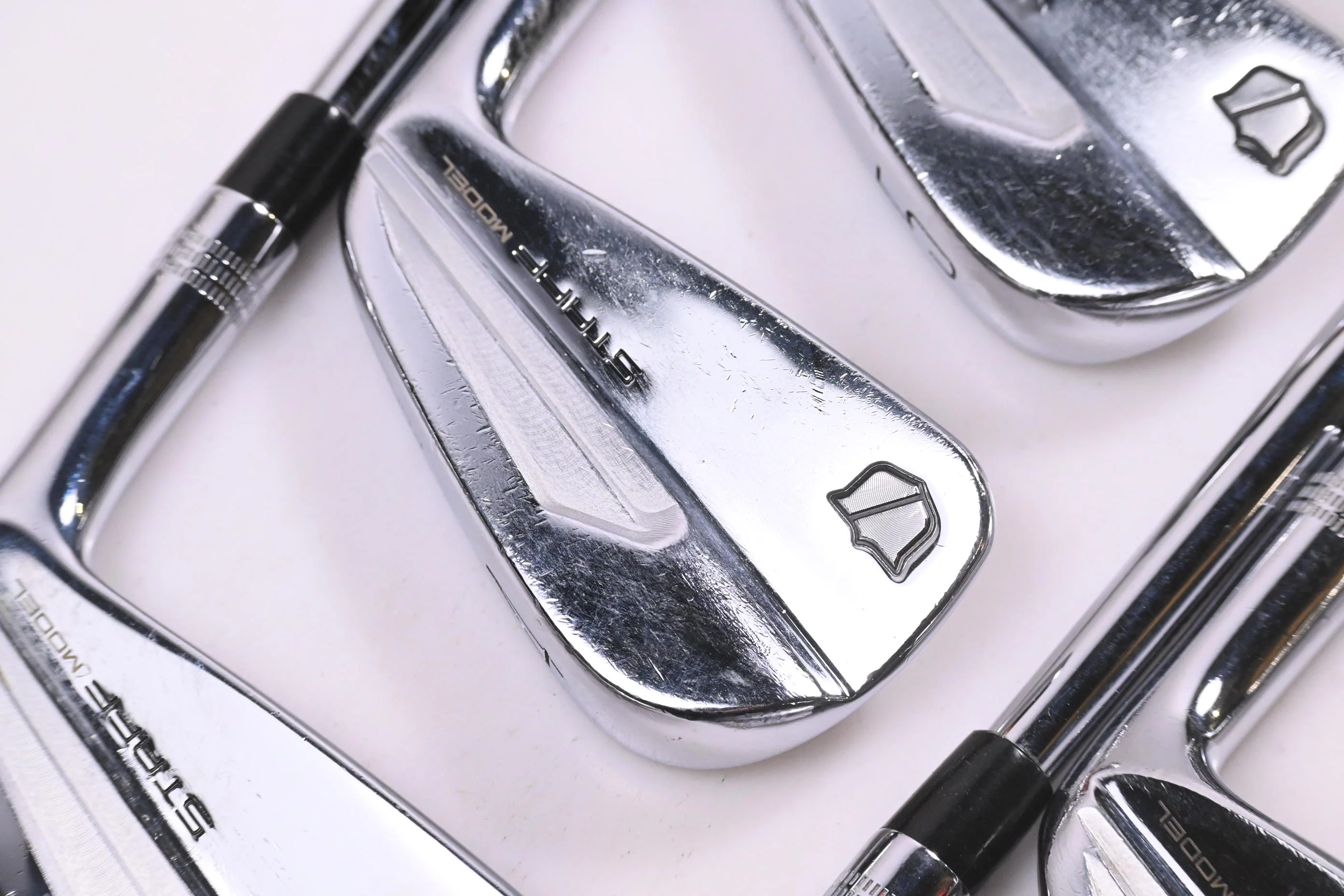 Wilson Staff Model Blade 2024 Irons / 3-PW / X-Flex Dynamic Gold X100 Shafts
