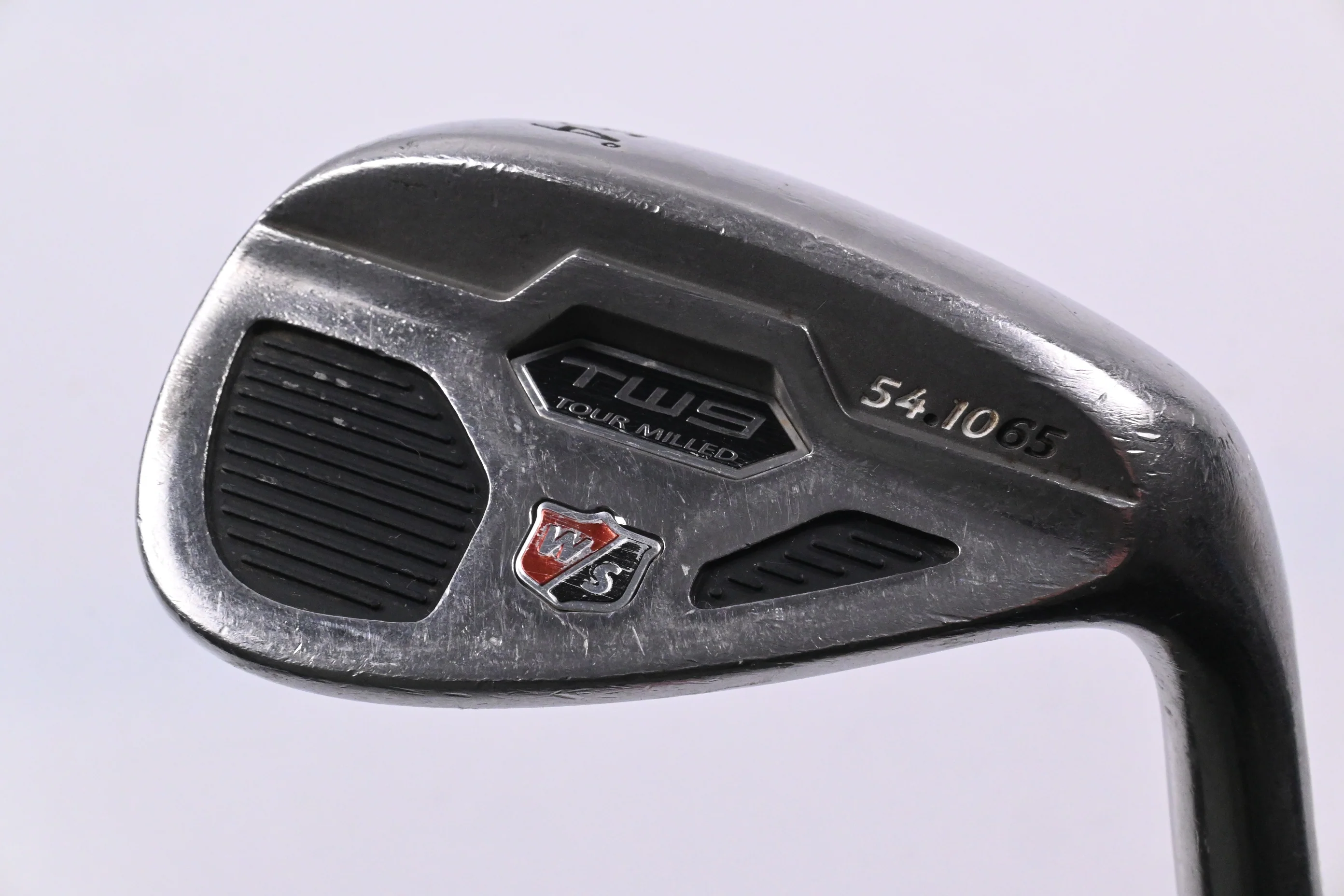 Wilson TW9 Sand Wedge / 54 Degree / Wedge Flex Dynamic Gold Shaft