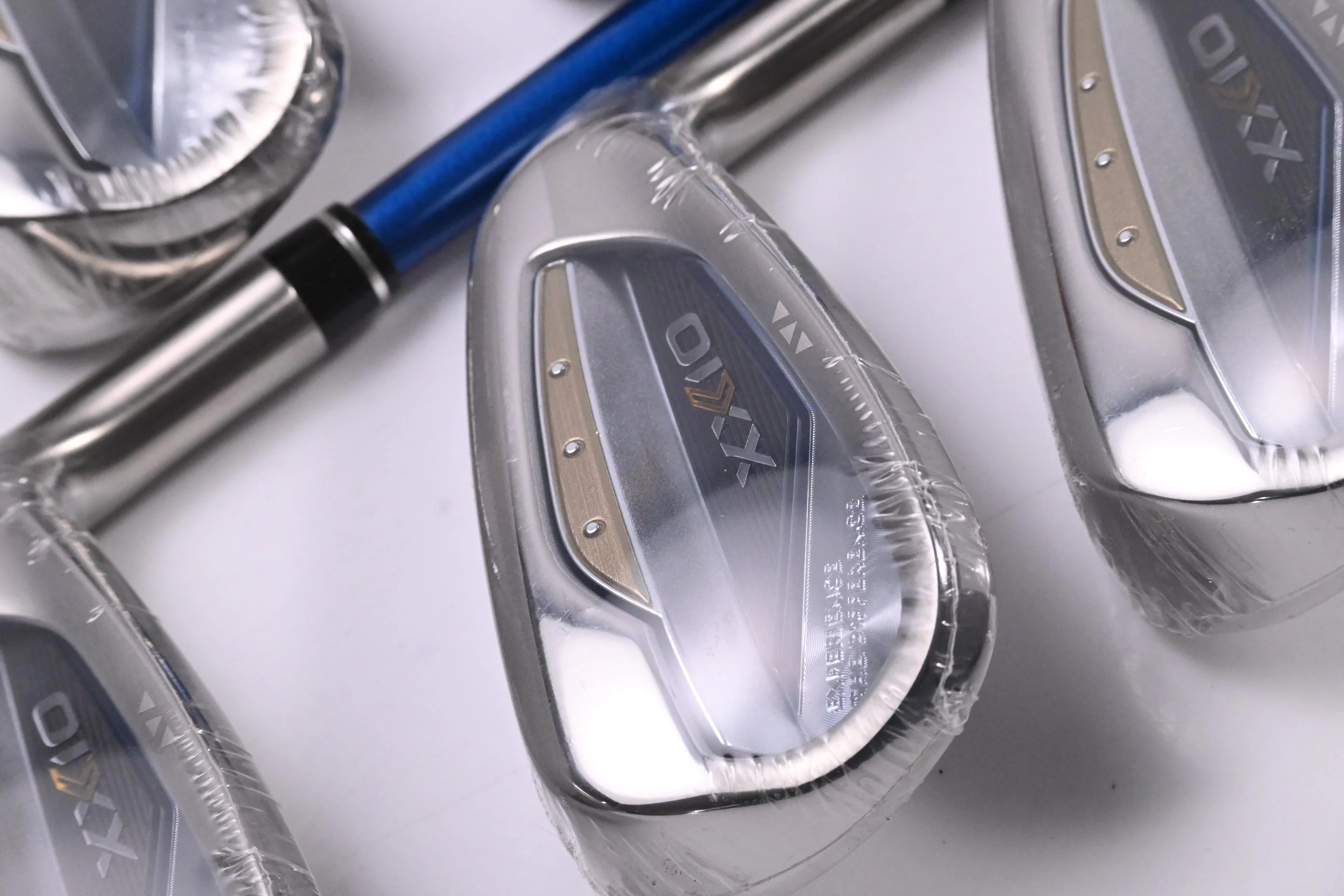 XXIO 13 Irons / 6-PW / Regular Flex XXIO MP 1300 47 Shafts