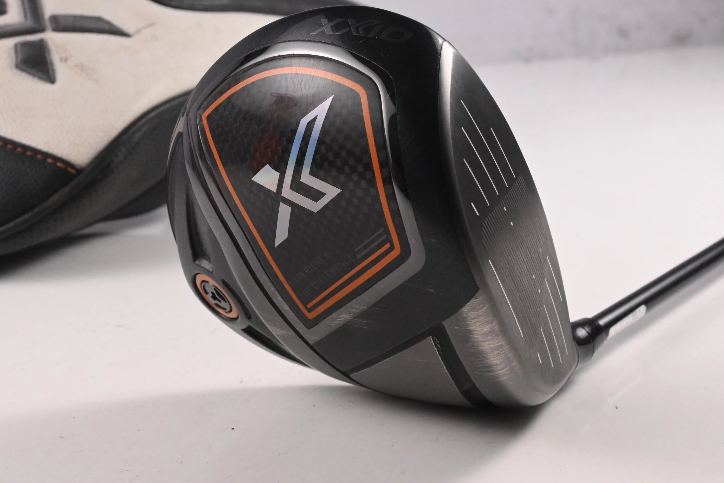 XXIO X Black Driver / 10.5 Degree / Regular Flex Miyazaki AX-1 44 Shaft