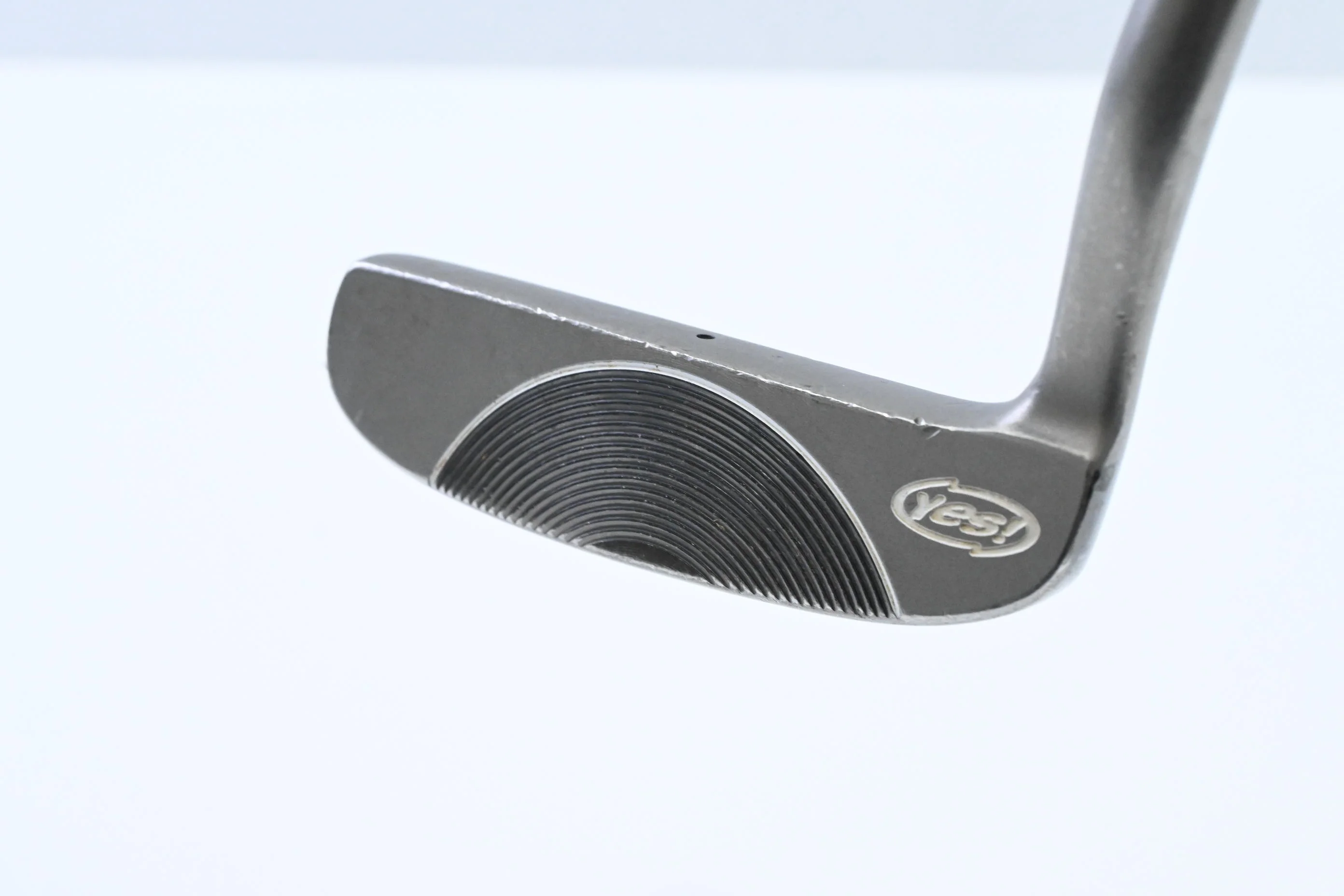 Yes! C-Groove Sophia Putter / 34 Inch - Image 2