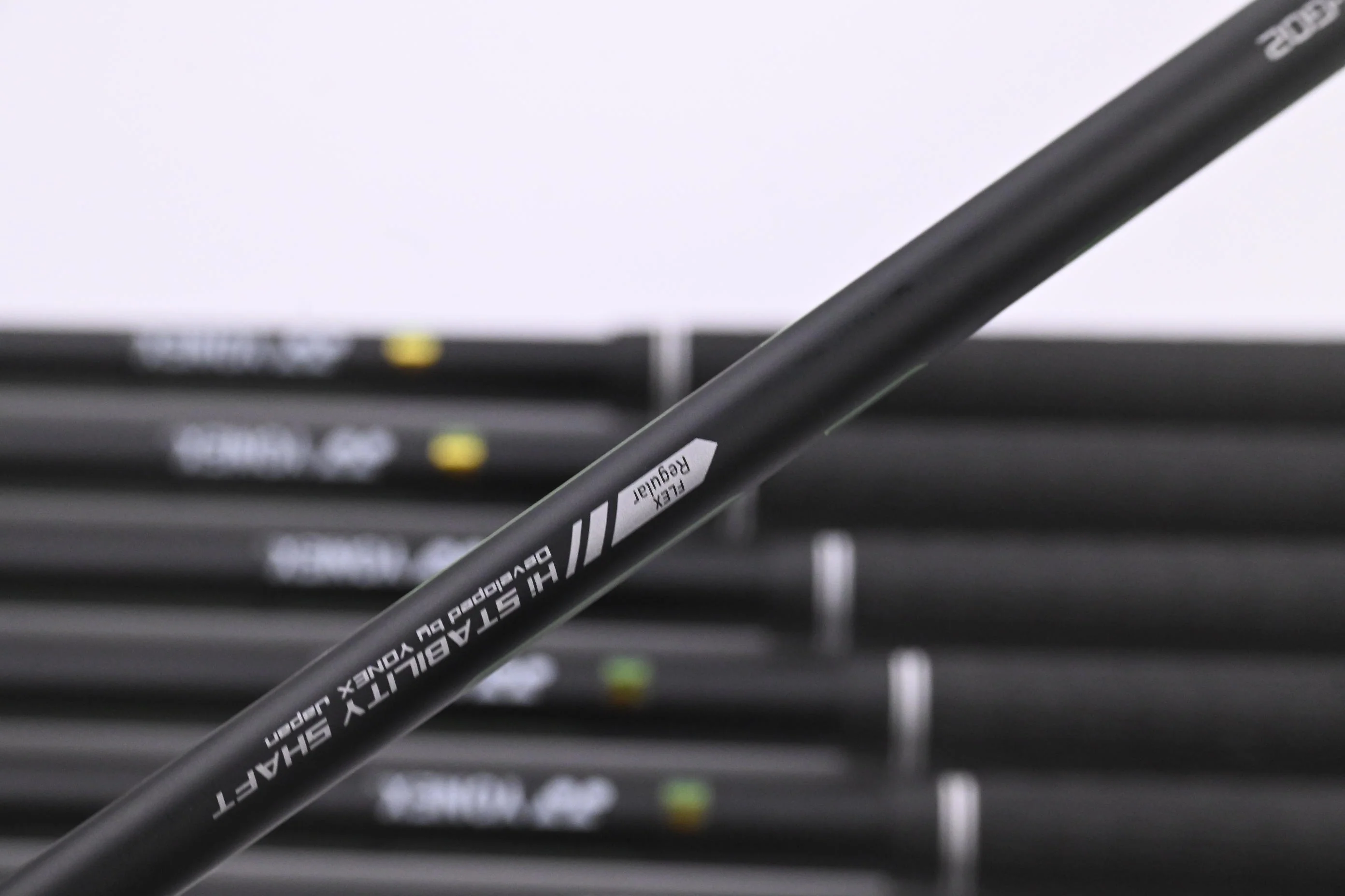 Yonex Ezone GS i-Tech Irons / 5-PW+SW / Regular Flex Yonex EX-G02 Shafts - Image 5